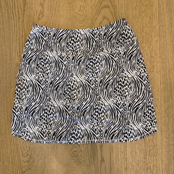 IBKUL Alena Black/White Straight 17.5” skort, NWT, Size M - Picture 2 of 6